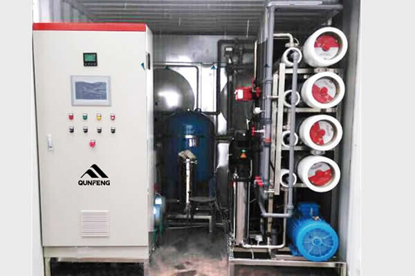 Conteneur de dessalement d'eau / osmose inverse